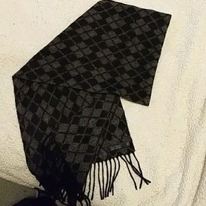 Club Room 100% cashmere scarf